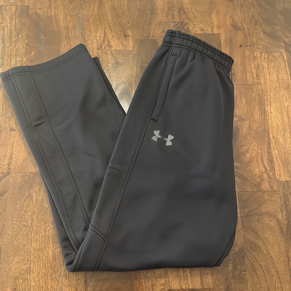 Under Armor Cold Gear Men’s black pants